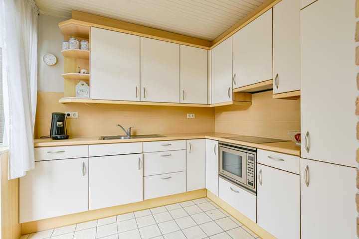 Foto 11 van Rozenstraat 4