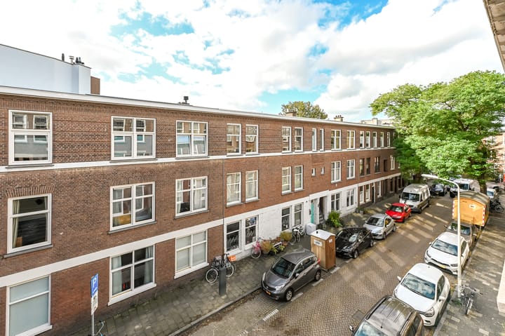 Photo 33 of Beukstraat 67