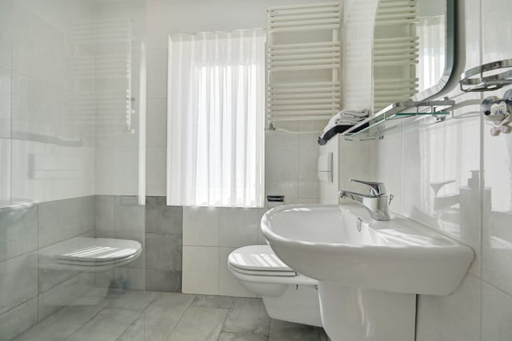 Photo 14 of Romboutsstraat 2