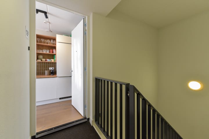 Foto 8 van Koesteeg 13-E