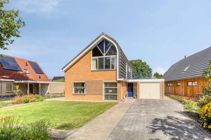 Foto 1 van Eikenhorst 2-A