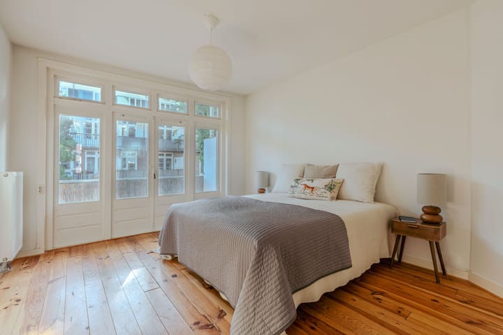 Photo 2 of Kinderdijkstraat 49-1