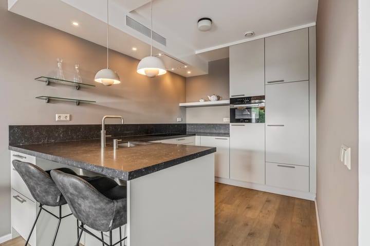 Photo 3 of De Weteringsehof 3