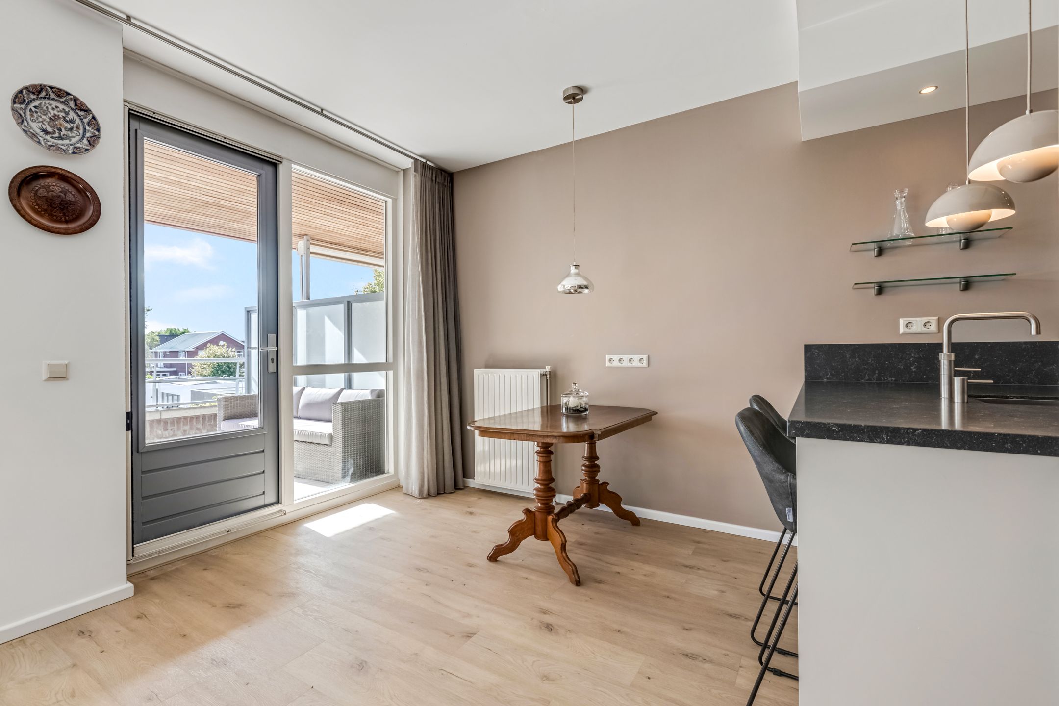 Foto 21 van De Weteringsehof 3