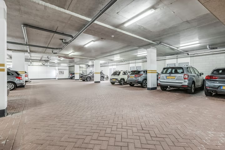 Photo 38 of De Weteringsehof 3