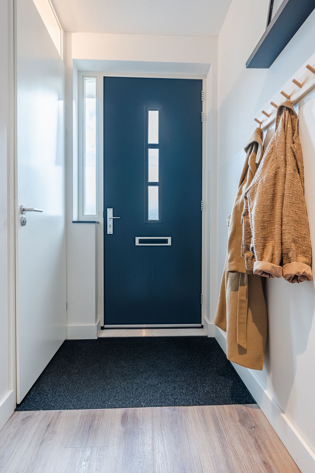 Foto 8 van Dotterbloem 14