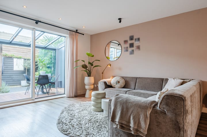 Photo 21 of Dotterbloem 14