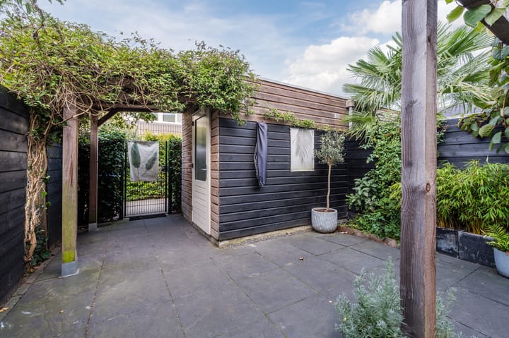 Photo 47 of Dotterbloem 14