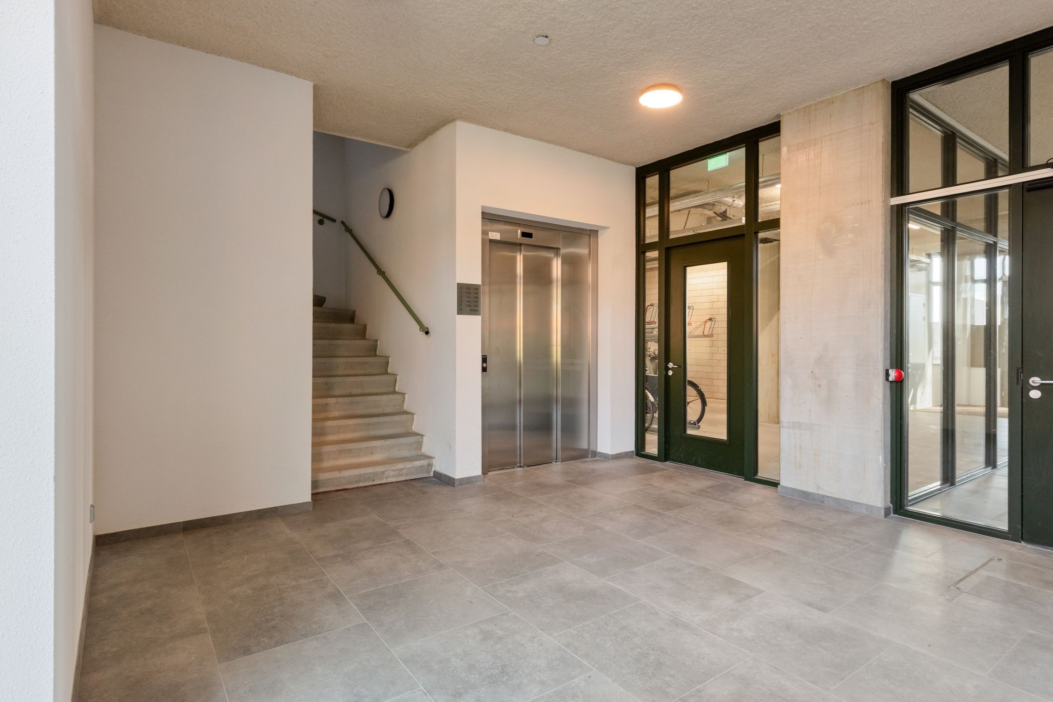 Photo 24 of Hilledijk 144-B