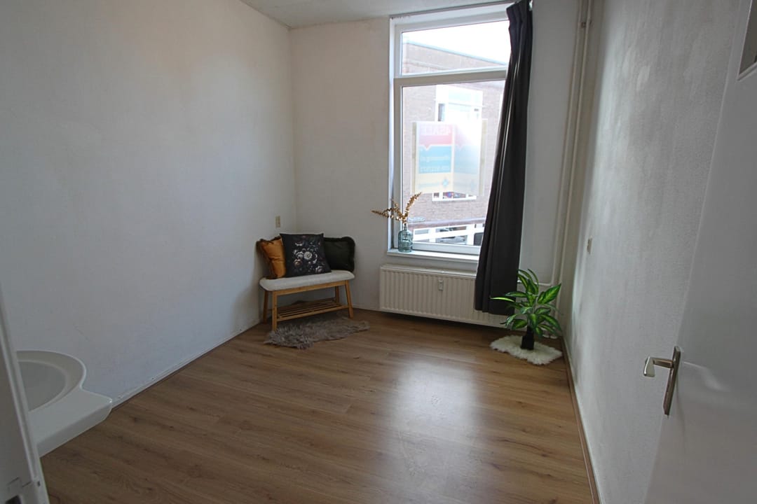 Photo 8 of Esdoornstraat 16-B