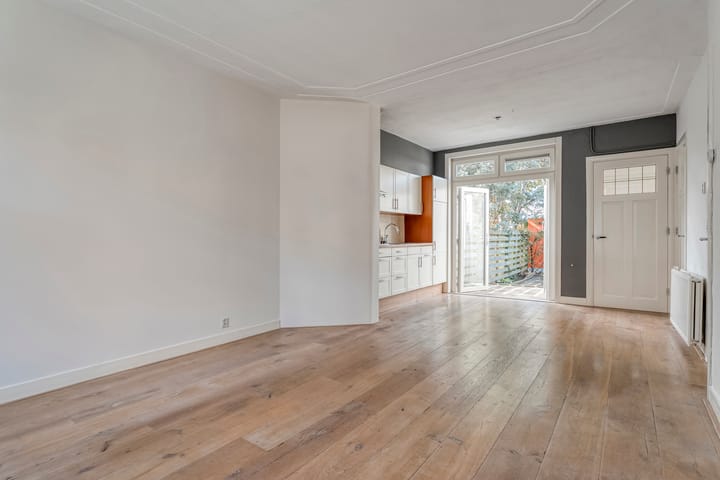 Foto 8 van Ruysdaelstraat 7