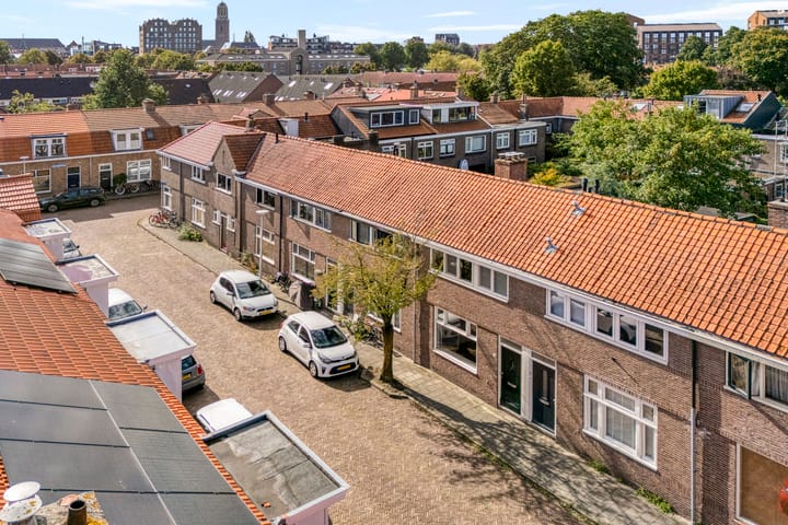 Foto 32 van Ruysdaelstraat 7