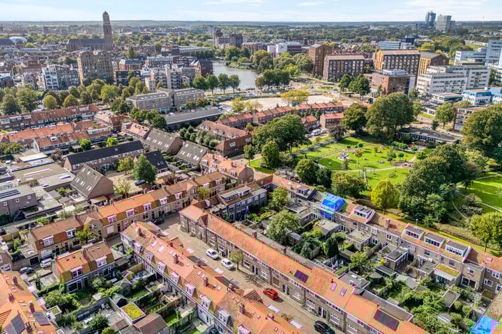 Foto 33 van Ruysdaelstraat 7