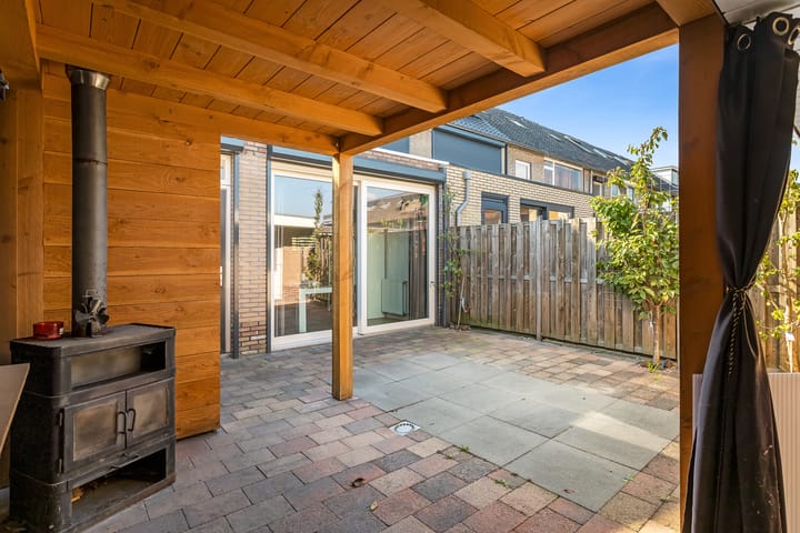 Foto 27 van Molstraat 25