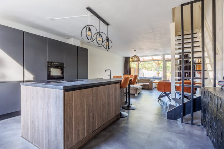 Foto 2 van Helmondstraat 44