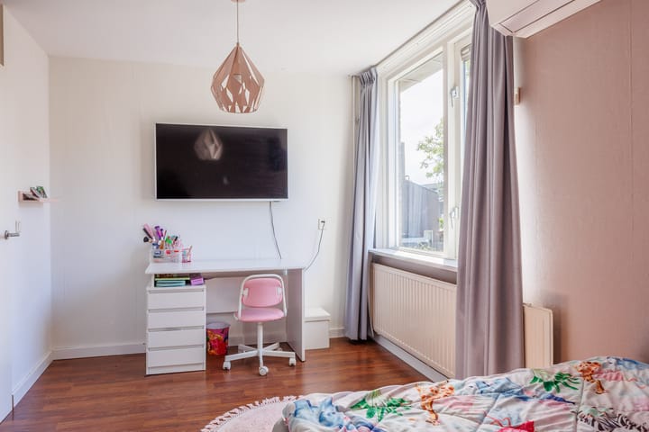 Foto 29 van Helmondstraat 44