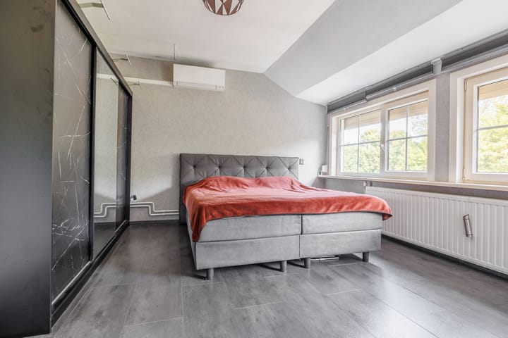 Foto 36 van Helmondstraat 44