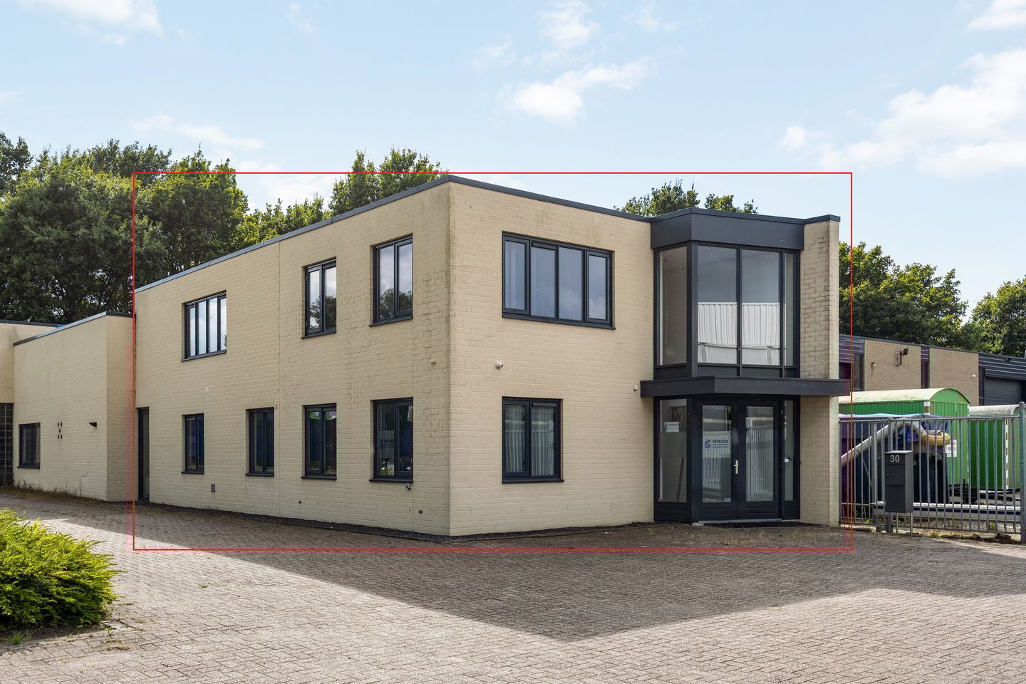View photo 1 of Heesweg 30