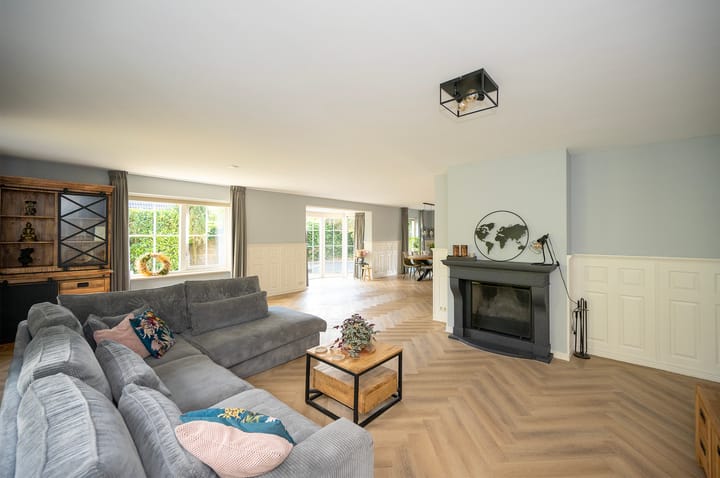 Foto 13 van Korenbeursstraat 15