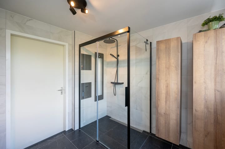 Foto 41 van Korenbeursstraat 15