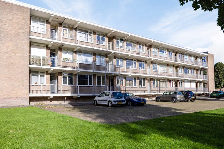 Foto 23 van Reviusstraat 30