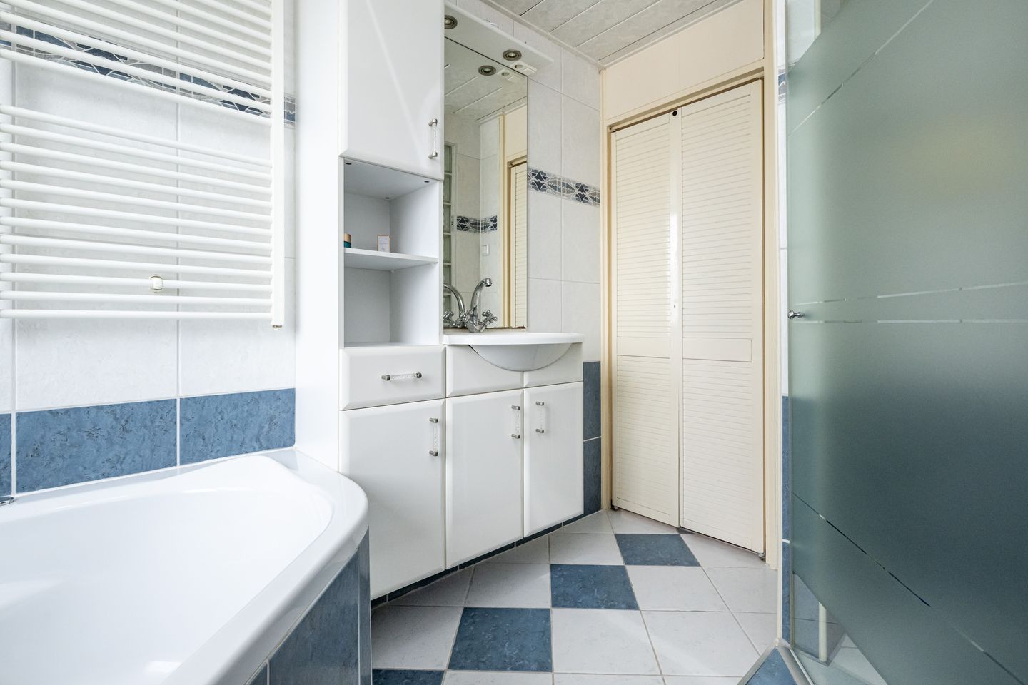 Foto 19 van Frank van Borselenstraat 4