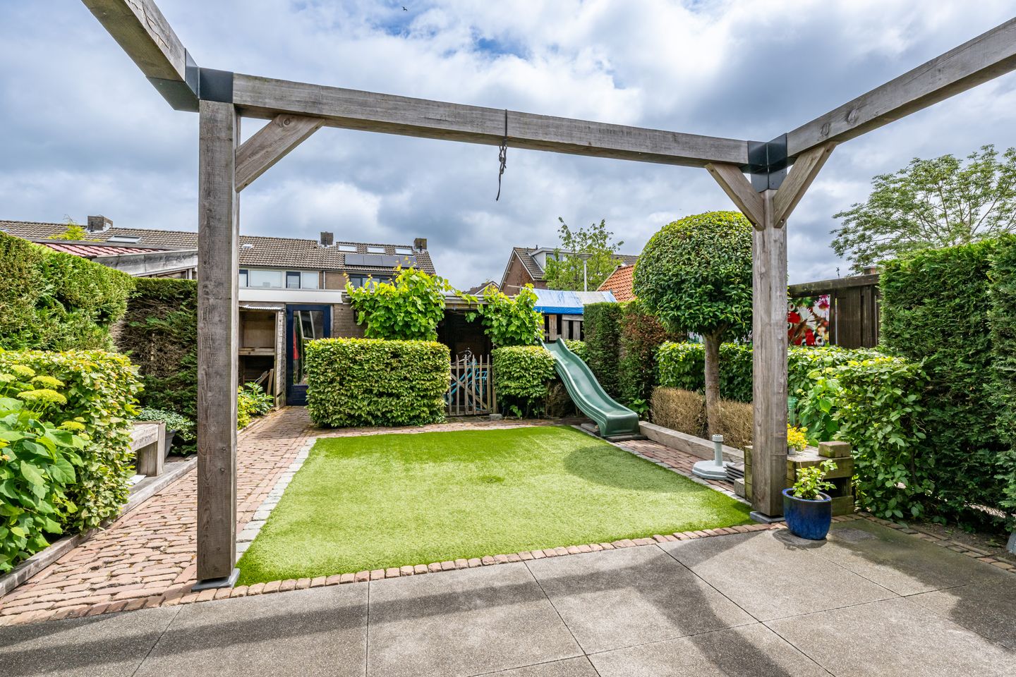 Foto 25 van Frank van Borselenstraat 4