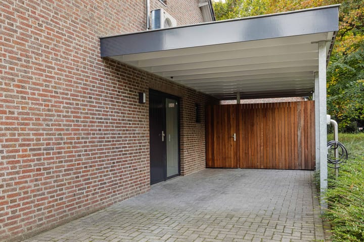 Photo 2 of De Roerdomp 43