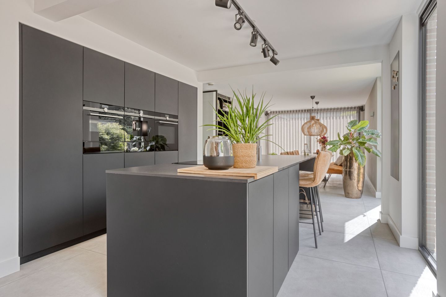 Foto 5 van Schout Crillaertstraat 3