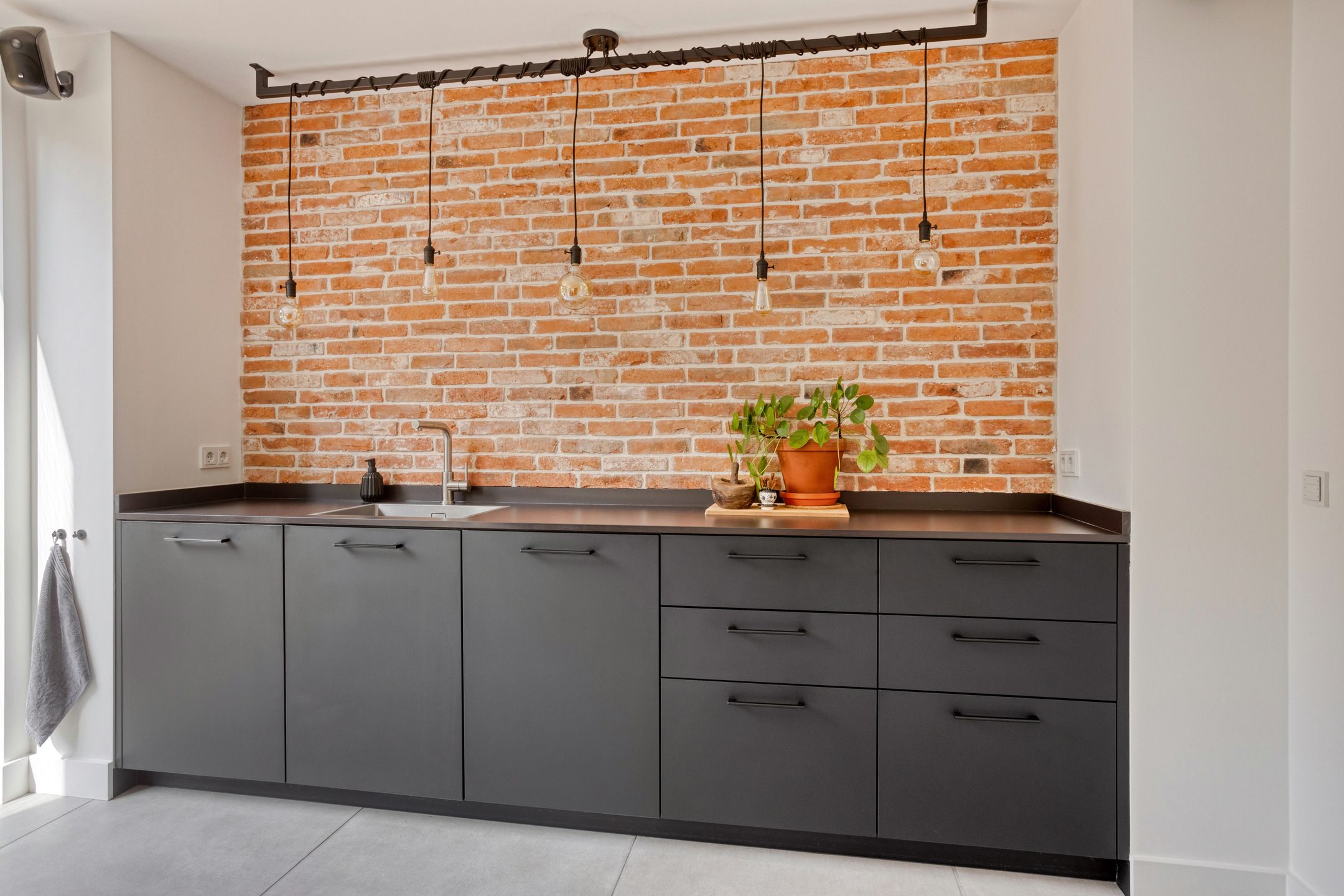 Foto 9 van Schout Crillaertstraat 3