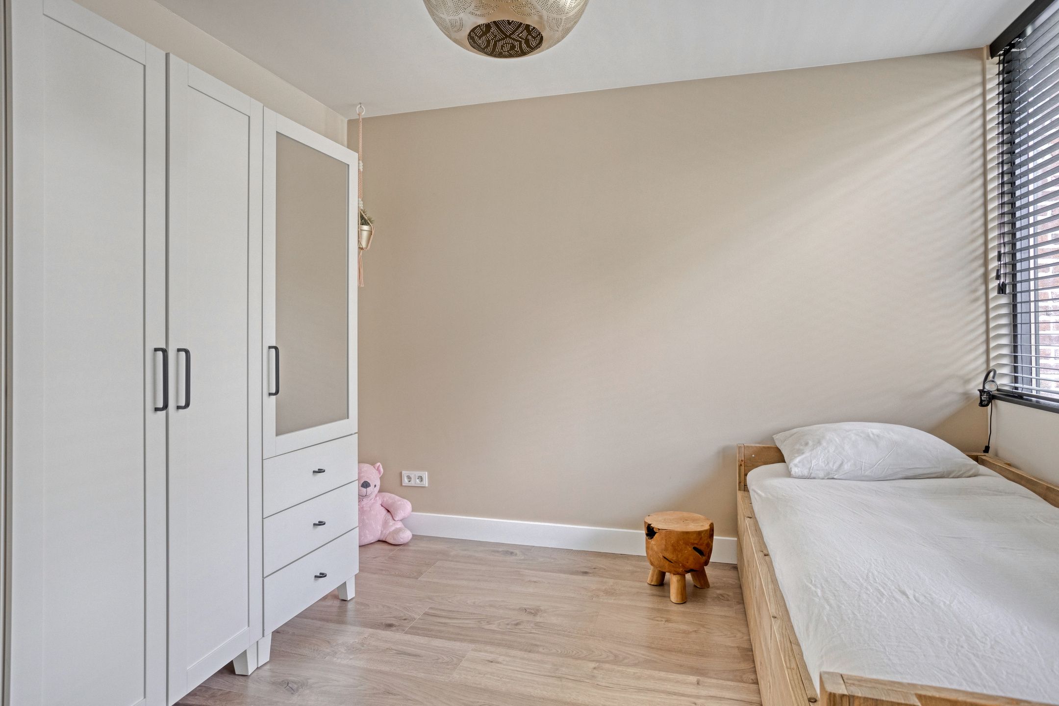 Foto 39 van Schout Crillaertstraat 3