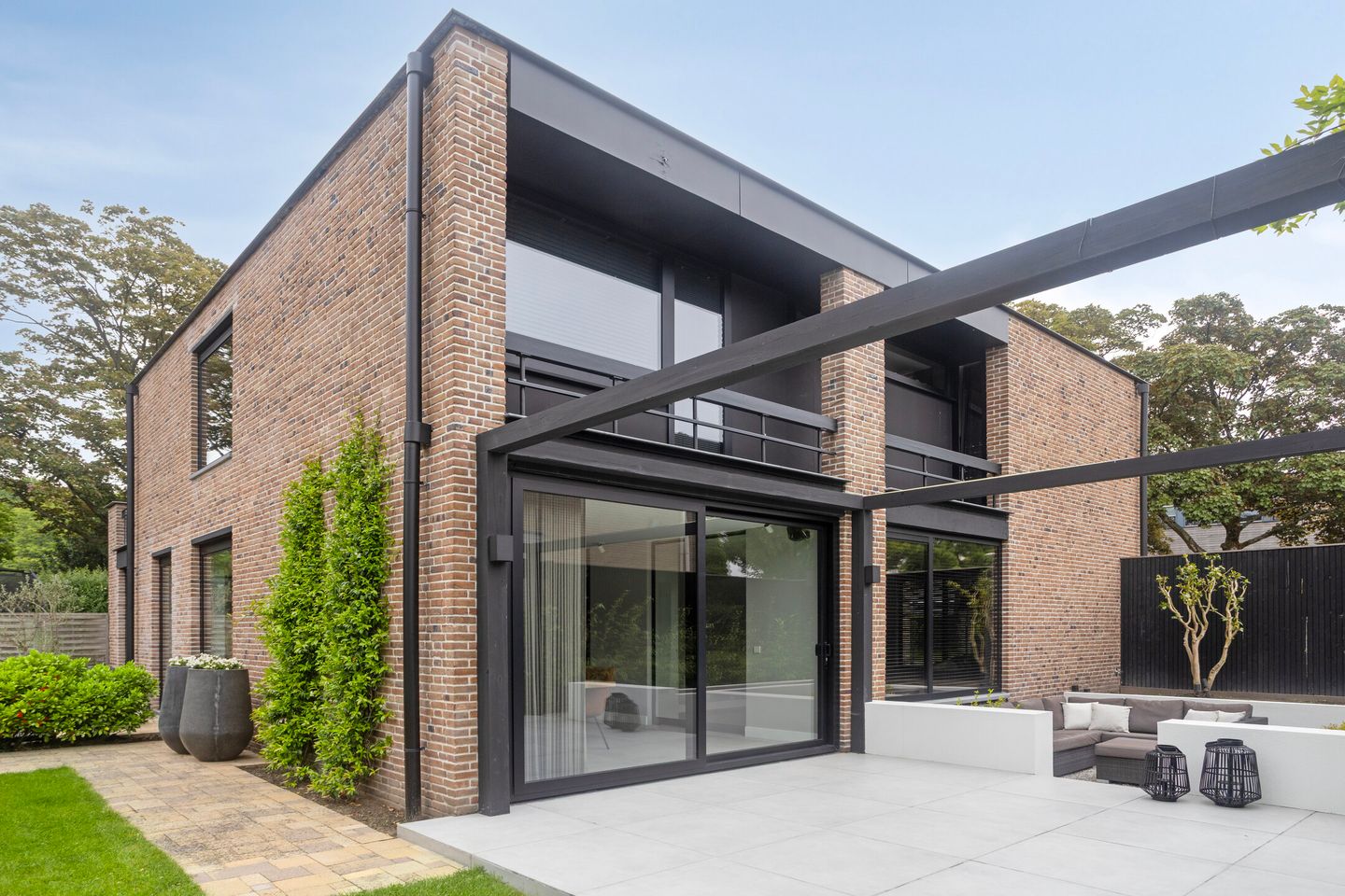 Foto 55 van Schout Crillaertstraat 3