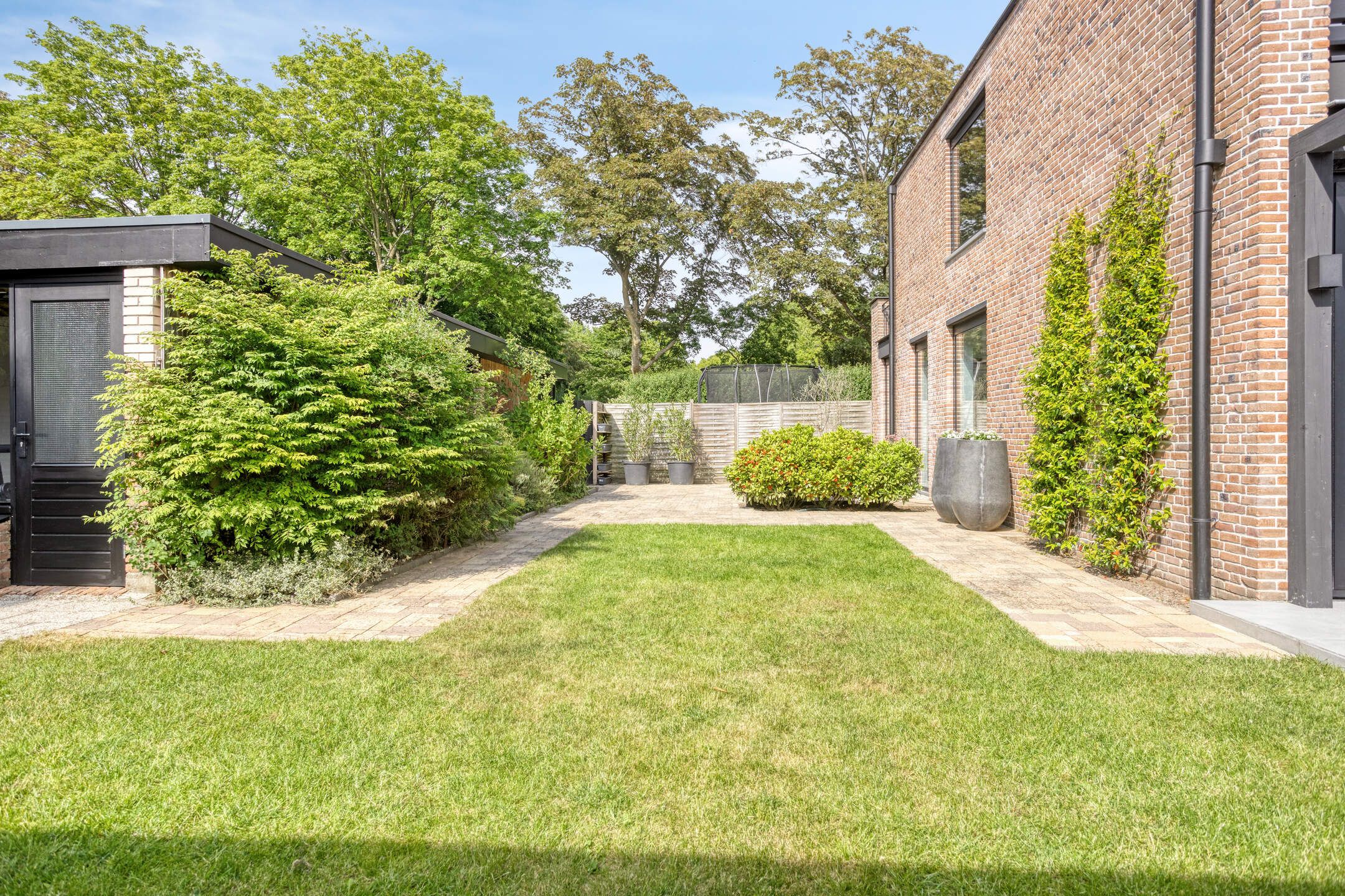 Foto 60 van Schout Crillaertstraat 3