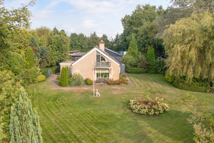 Photo 3 of Hesselingendijk 16