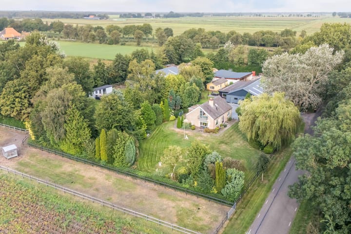 Photo 8 of Hesselingendijk 16