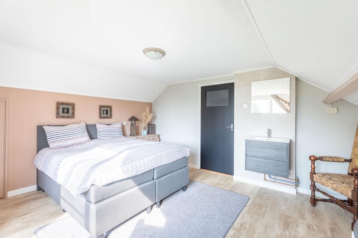 Photo 32 of Hesselingendijk 16