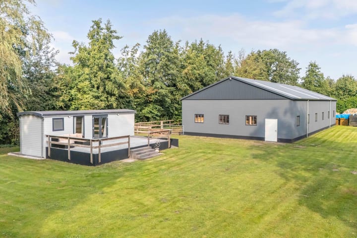 Photo 38 of Hesselingendijk 16