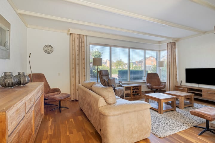 Foto 2 van van Bodelswingstraat 9