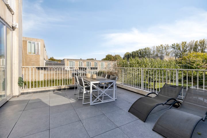 Photo 3 of Pauwenburg 20