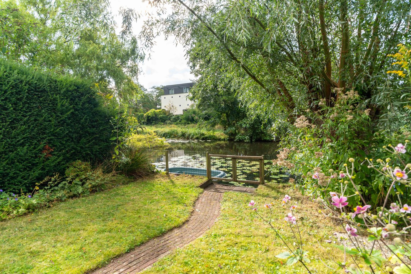 Foto 20 van Grabijnhof 25