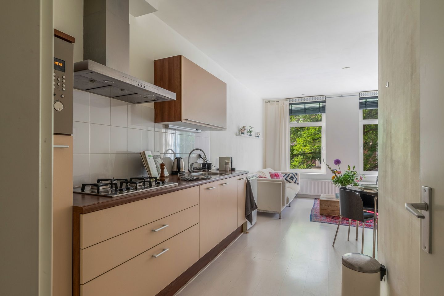 Foto 4 van Nieuwe Binnenweg 241-B01