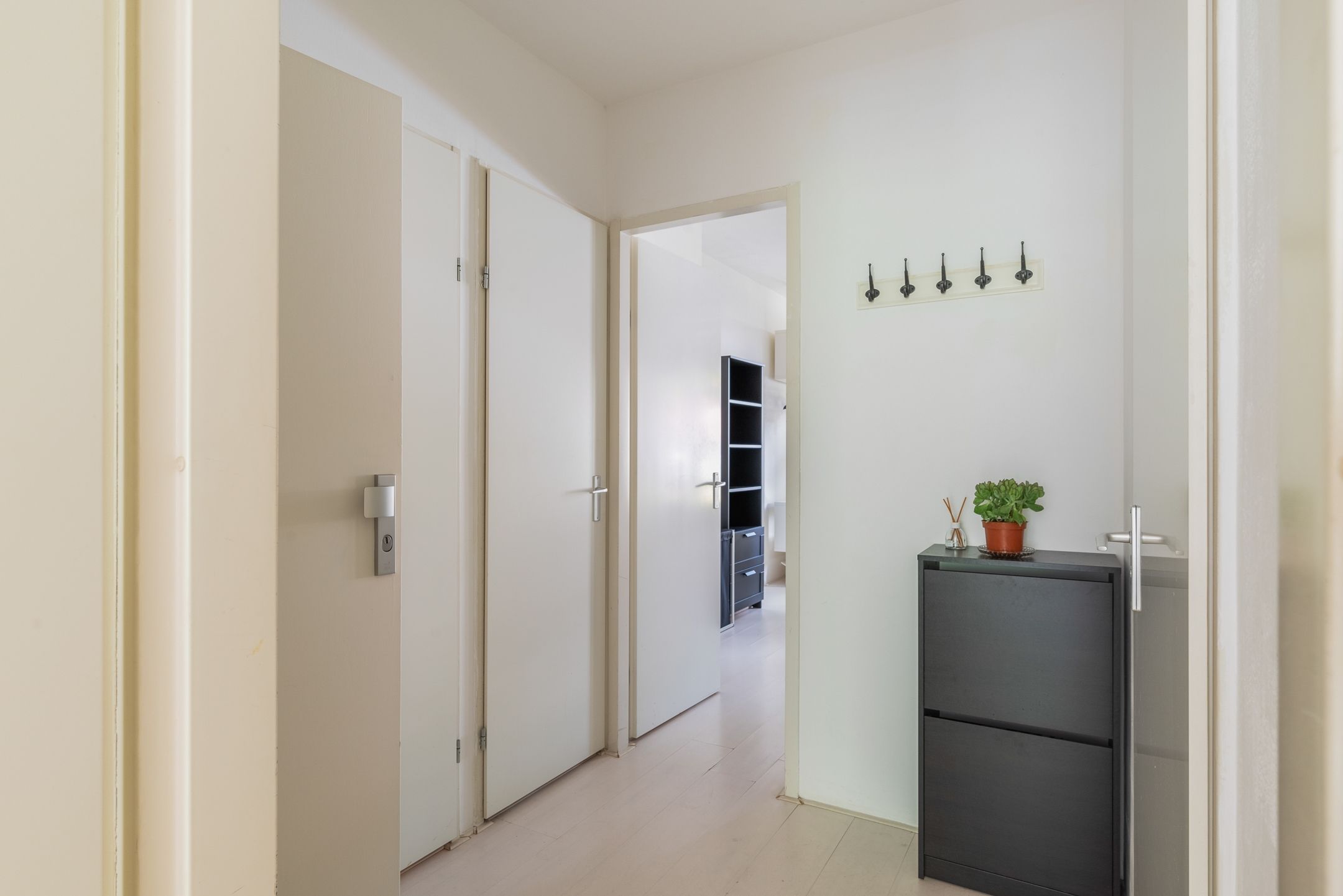 Foto 6 van Nieuwe Binnenweg 241-B01