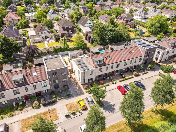 Foto 9 van Pauwenburg 102