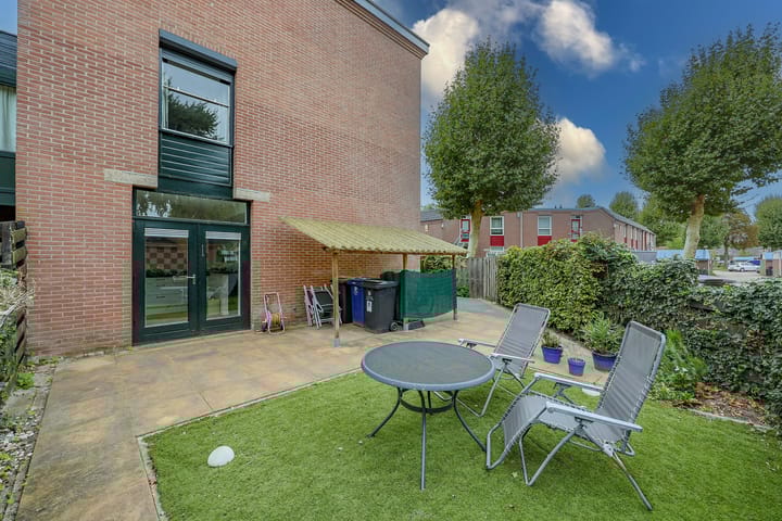 Photo 41 of Rozenwerf 26