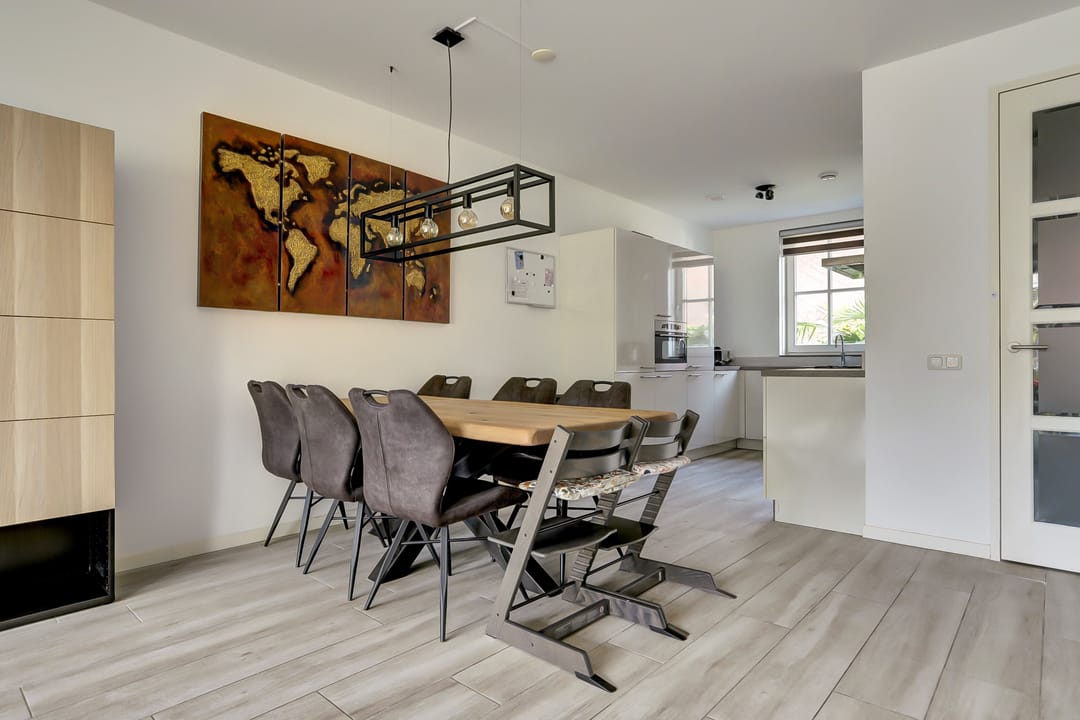 Foto 7 van van Voornestraat 14