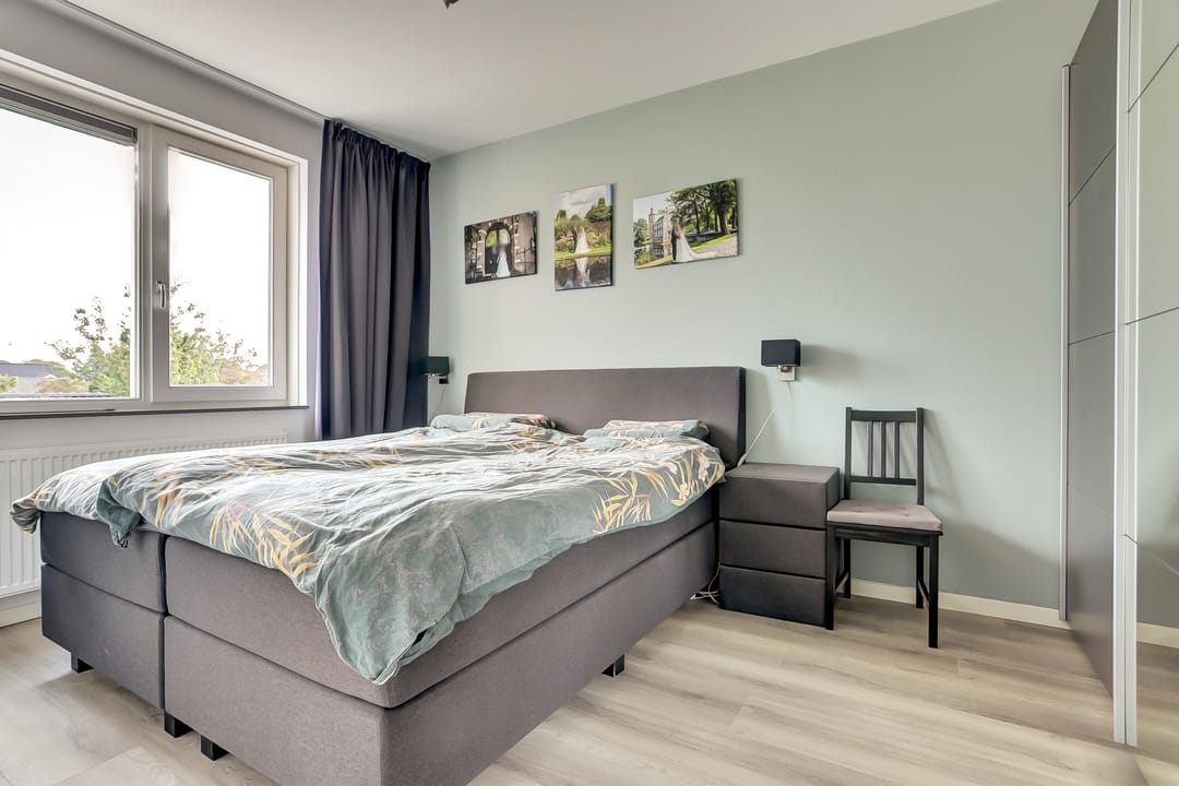 Foto 13 van van Voornestraat 14