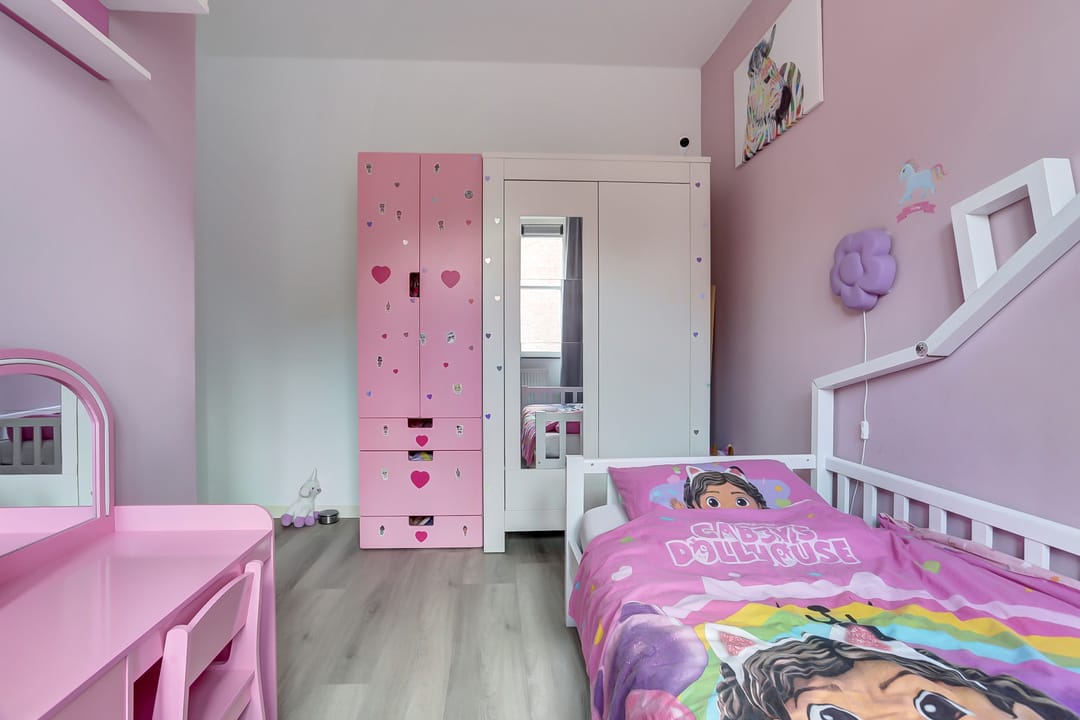 Foto 16 van van Voornestraat 14