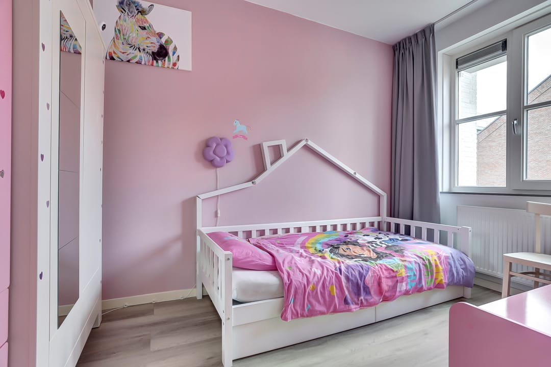 Foto 17 van van Voornestraat 14