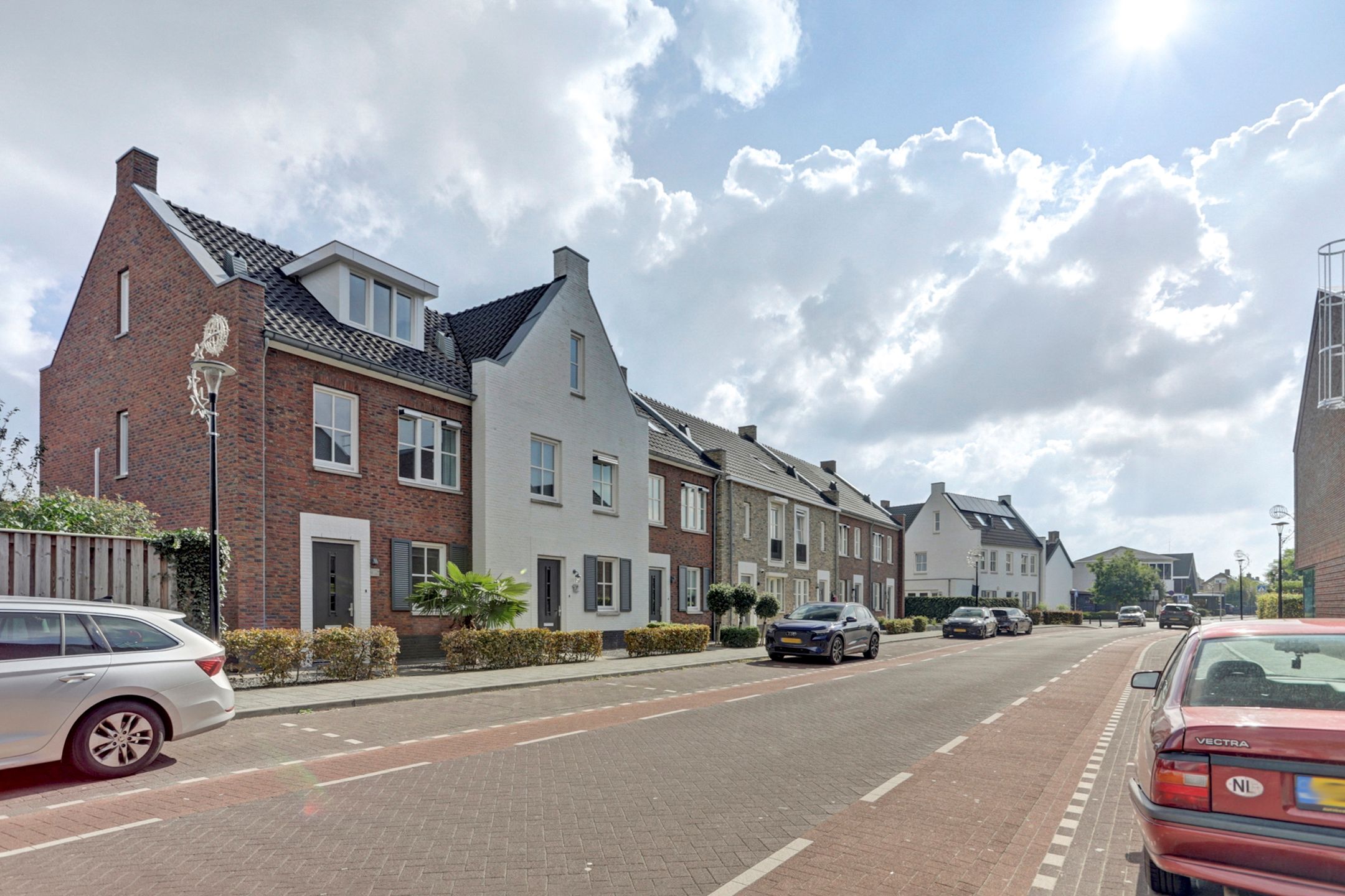 Foto 30 van van Voornestraat 14