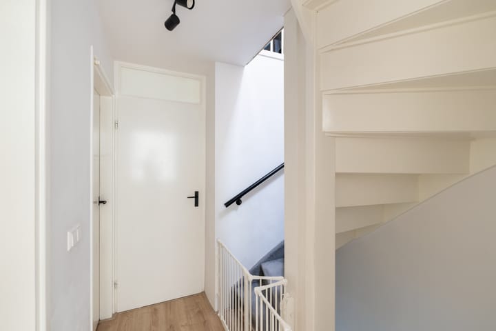 Foto 26 van Moerbeistraat 7